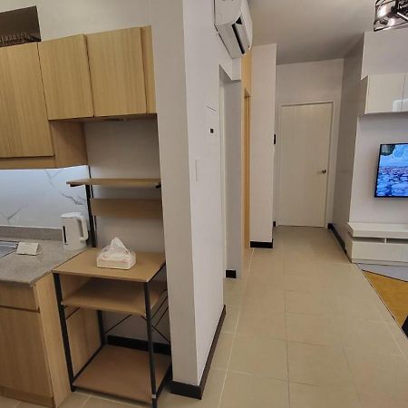 The Atherton- Spacious Modern Condo Unit In Paranaque Near The Airport, Makati, Bgc And Highways Paranaque City Екстериор снимка