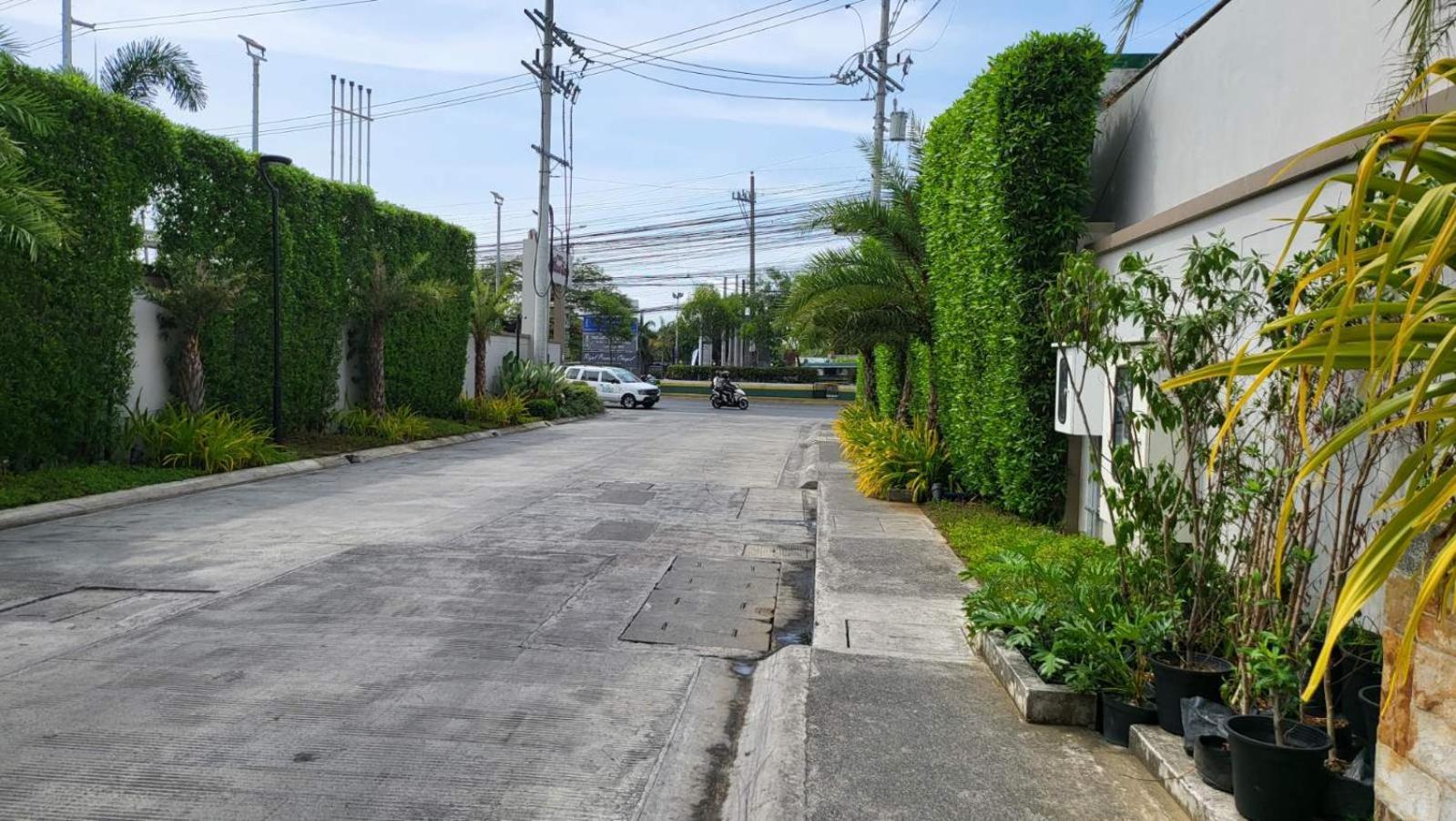 The Atherton- Spacious Modern Condo Unit In Paranaque Near The Airport, Makati, Bgc And Highways Paranaque City Екстериор снимка